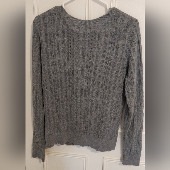 Abercrombie and Fitch Grey Crew Knit Sweater - Picture 4 of 4